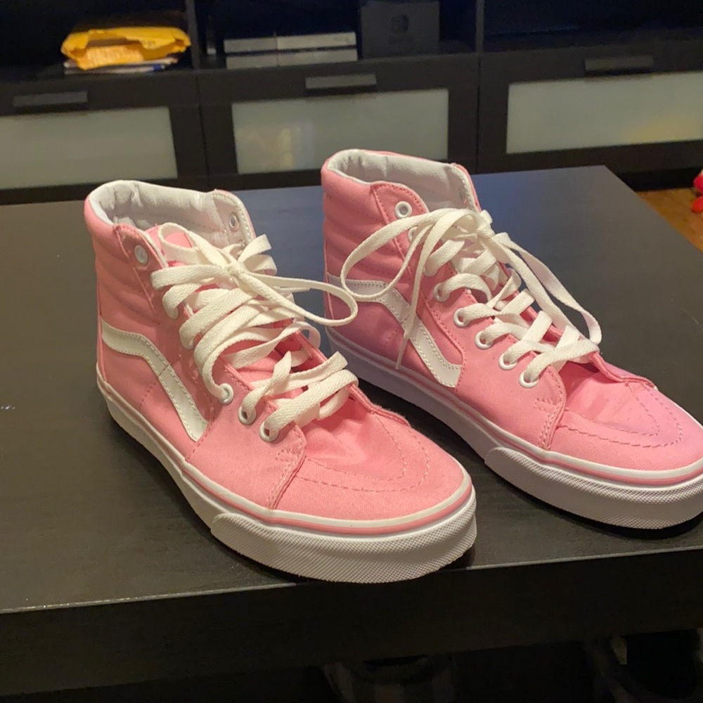 Vans !! Pink high tops vans ! Good condition!!!